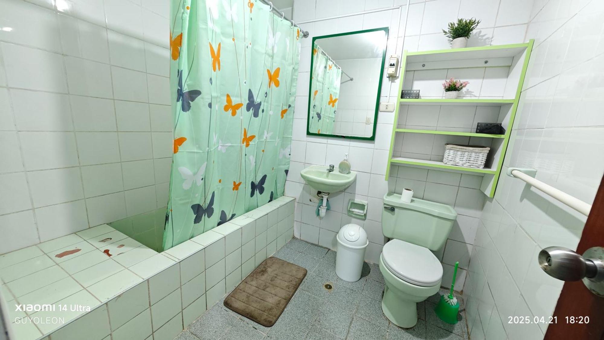 Yellow House ワンチャコ エクステリア 写真